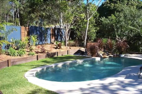 Noosa Country House - ACT Tourism 1