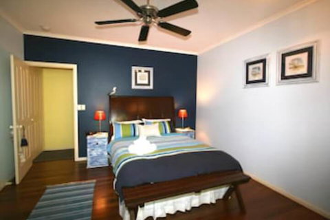 Noosa Country House - ACT Tourism 6