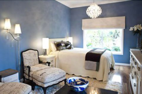 Rose Garden On Church BnB - ACT Tourism 4