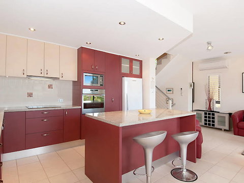 Viewland Drive Private Holiday Apartment - ACT Tourism 0