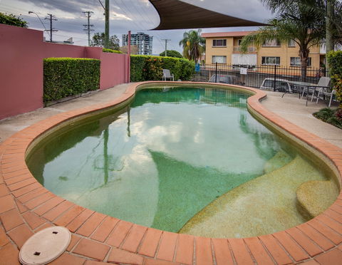 AAA Albion Manor Apartments And Motel - ACT Tourism 5