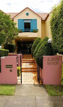 AAA Albion Manor Apartments And Motel - ACT Tourism 2