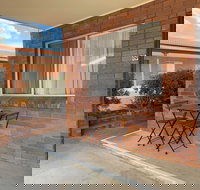 Peter Allen Motor Inn - ACT Tourism