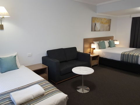 Mid City Motor Inn - ACT Tourism 3