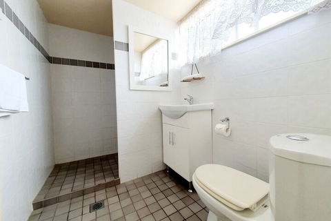 Ardeanal Motel West Wyalong - ACT Tourism 7