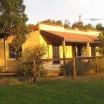 Dees Villa Bed & Breakfast - ACT Tourism 0