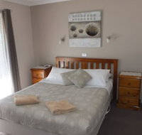 Lakes Entrance Country Cottages - ACT Tourism
