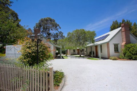 Tanunda Cottages - ACT Tourism 0