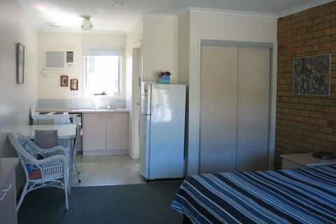 Balnarring Village Motor Inn - ACT Tourism 5