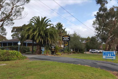 Balnarring Village Motor Inn - ACT Tourism 1