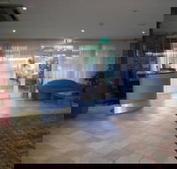 Lake Haven Motor Inn  Palms Restaurant - ACT Tourism