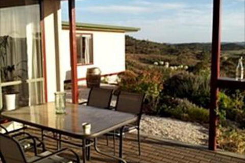 Clare View Accommodation - ACT Tourism 5