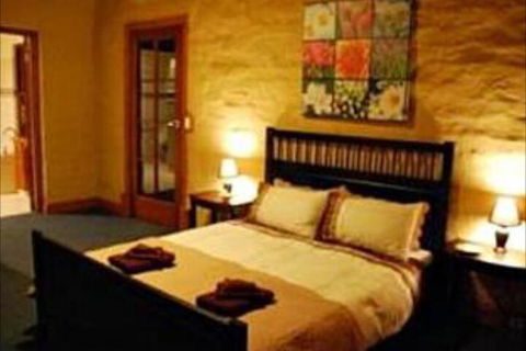 Clare View Accommodation - ACT Tourism 7