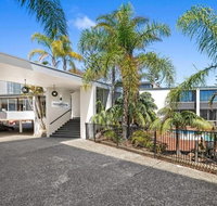 Palm Court Motor Inn - ACT Tourism