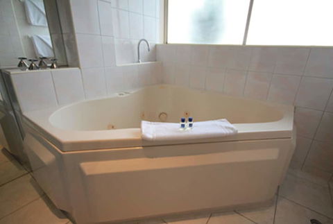 Hume Villa Motor Inn - ACT Tourism 3