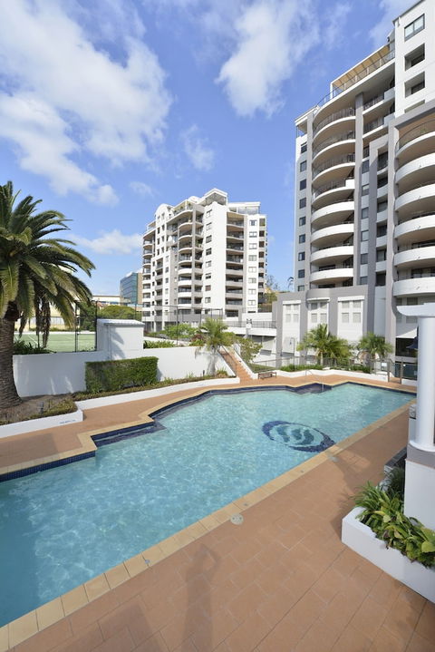 The Oasis Apartments - ACT Tourism 4