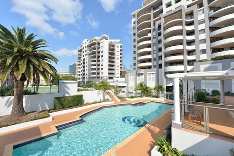 The Oasis Apartments - ACT Tourism 3