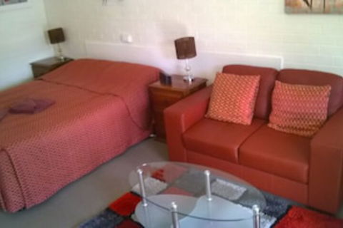 Colonial Inn Tamworth - ACT Tourism 0