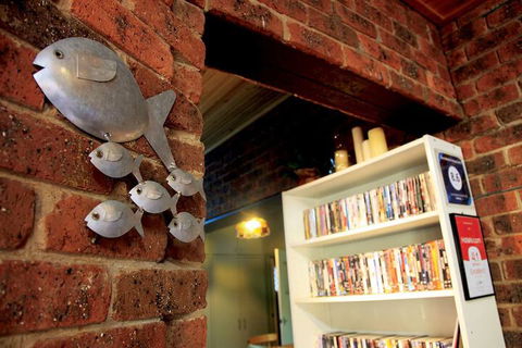 Admiral Motor Inn - ACT Tourism 4