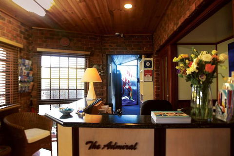 Admiral Motor Inn - ACT Tourism 2