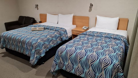 Edward Parry Motel & Apartments - ACT Tourism 6