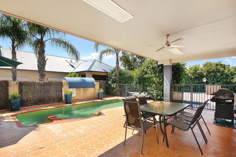 Edward Parry Motel & Apartments - ACT Tourism 0