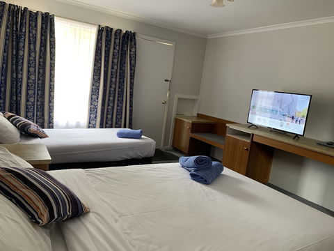 Anchor Belle Motel - ACT Tourism 3