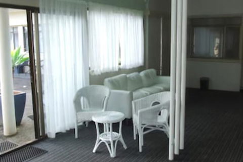 Aquarius Motel Belmont - ACT Tourism 1