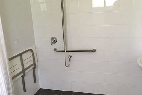 Mapleton Cabins & Caravan Park - ACT Tourism 6