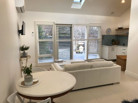 Apartments On The Park - ACT Tourism 4