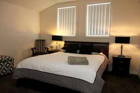 Apartments On The Park - ACT Tourism 5