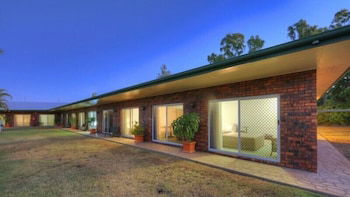 Heritage Lodge Motel - ACT Tourism 2