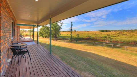 Heritage Lodge Motel - ACT Tourism 3