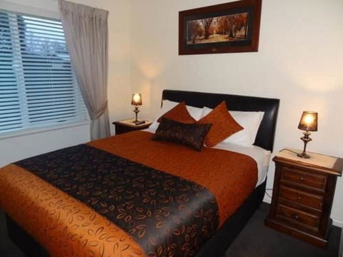 Hahndorf Oak Tree Cottages - ACT Tourism 2