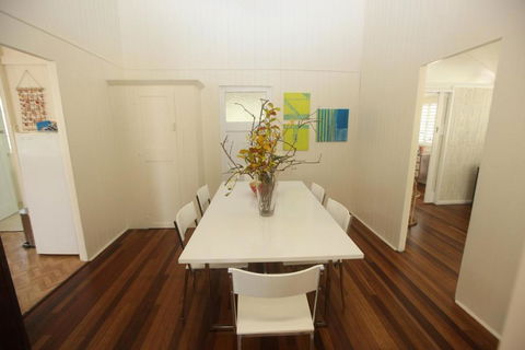 Daggoombah Holiday Home Magnetic Island - ACT Tourism 5