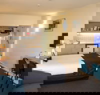 Shoreline Hotel - ACT Tourism