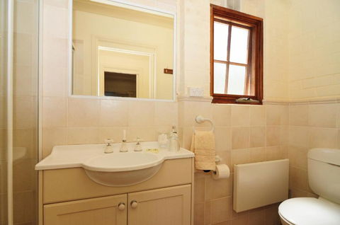 Daisy Cottage - ACT Tourism 6