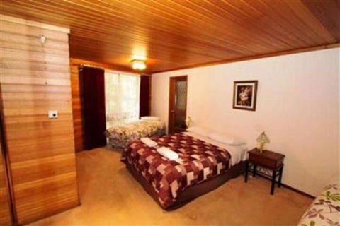 Casbak Alpine Units - ACT Tourism 3