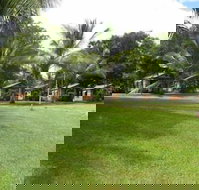 Ivanhoe Village Caravan Resort - ACT Tourism