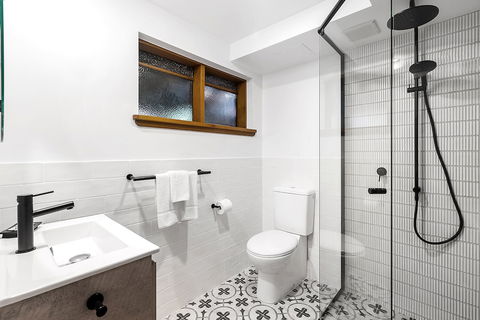 A PERFECT STAY - Byron Blisshouses - ACT Tourism 4