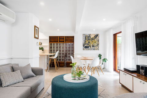 A PERFECT STAY - Byron Blisshouses - ACT Tourism 6