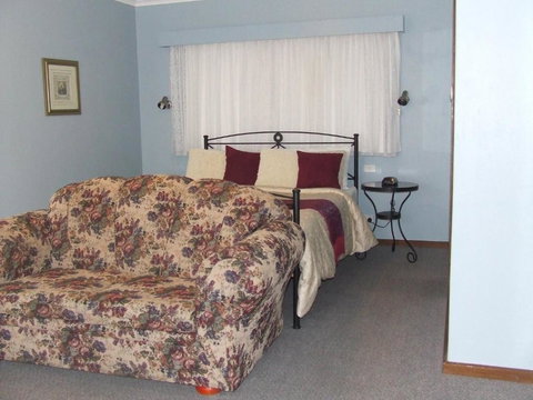 Beachport Motor Inn - ACT Tourism 2