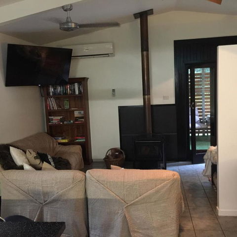 Figtree Getaway - ACT Tourism 4