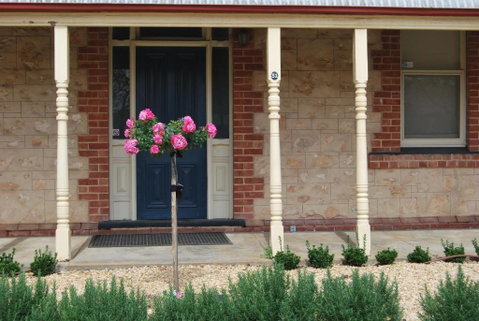 Jacaranda Cottage - ACT Tourism 5