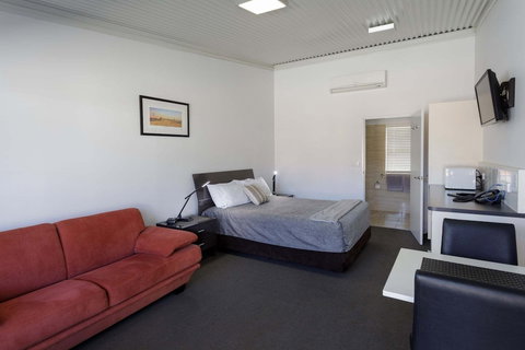 Gunnedah Lodge Motel - ACT Tourism 6