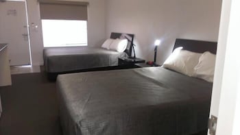 Gunnedah Lodge Motel - ACT Tourism 4