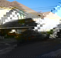 The Dormie House - On The Golf Course - ACT Tourism