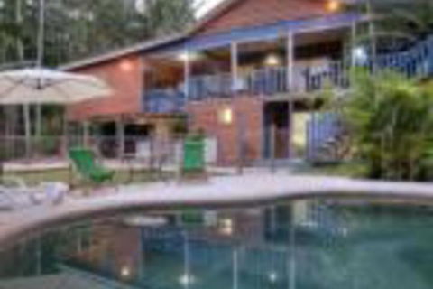 Daintree Village Hideaway - ACT Tourism 0