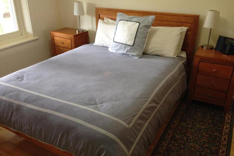 MacDonnell House Naracoorte - ACT Tourism 3