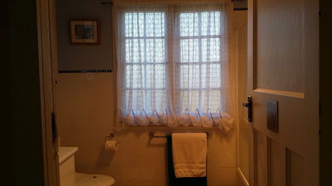 Andavine House Bed & Breakfast - ACT Tourism 1